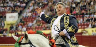 João Moura detido por maus tratos a animais