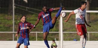 Treinador do Cova da Piedade apela à introdução do VAR na II Liga