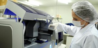 UE disponibiliza extrator de ADN para realização de testes