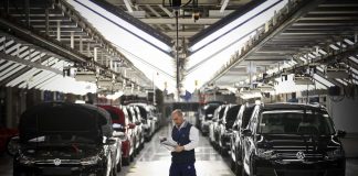 Autoeuropa regressa à laboração esta terça-feira