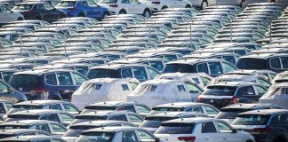 Autoeuropa quer recorrer ao lay-off e retomar produção a 20 de abril