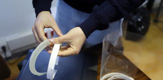 Empresa voluntaria-se na impressão 3D de viseiras em Setúbal