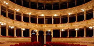 Teatro Garcia de Resende fechado para obras até ao verão de 2021