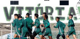 Vitória faz testes esta sexta-feira e regressa aos treinos segunda-feira