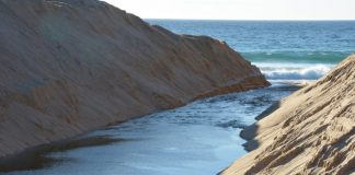 Lagoa de Santo André abre hoje ao mar sem público