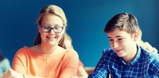 Piaget apresenta licenciatura de Educação Social