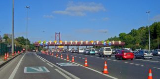 Loja da Via Verde de Almada com regras de maior segurança