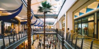 Centros Comerciais com afluência positiva