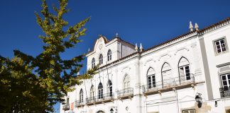Anuário dos municípios mantém Évora com excesso de endividamento