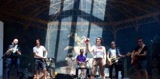 Clã atuam em Almada a favor dos artistas afetados pela crise