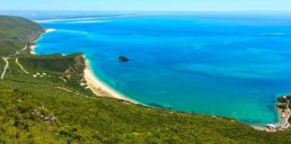PS de Setúbal apresenta propostas para reformular acesso às praias da Arrábida