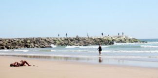 Com lotação verde há mais de um mês, concessionário da Caparica falam em Verão “negro”