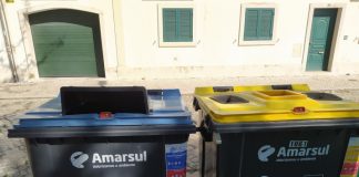 Amarsul coloca tampas com maior abertura nos contentores ecológicos de Alcochete