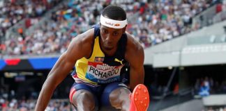 Atleta que treina no Complexo Municipal de Atletismo de Setúbal vence Liga Diamante