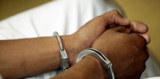 Prisão preventiva para homem que matou irmã à pancada em Sesimbra