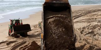 Perdas de areia na Costa da Caparica rondam os 30 por cento por ano