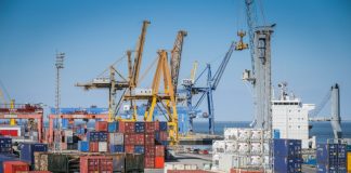 Porto de Setúbal soma seis meses de subida na carga contentores