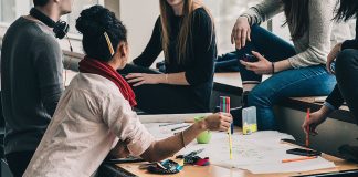 Moura prorroga prazo para atribuição de bolsas de estudo