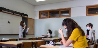 Alarme da Covid-19 já atingiu 17 escolas do distrito de Setúbal