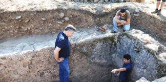 Castelo de Alferce torna-se campo-escola para estudantes de arqueologia