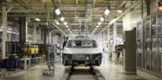 Autoeuropa anuncia quebra de produção de 25 por cento em 2020