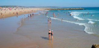 Praias de Almada registaram mais de mil ocorrência na última época balnear
