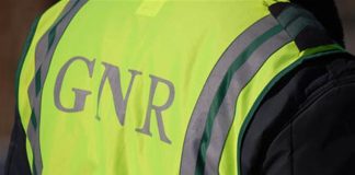 Um homem morre e dois militares da GNR ficam feridos em tiroteio em Fernão Ferro