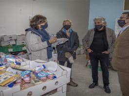 Câmara de Palmela distribuiu cabazes pelas famílias do concelho