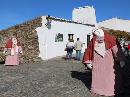 Reguengos de Monsaraz volta a expor presépio com figuras em tamanho real