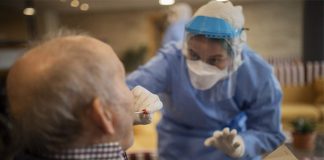 Há ainda 20 surtos Covid-19 em lares e residências para idosos no distrito