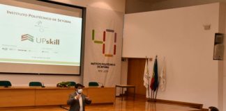 Politécnico de Setúbal reconverte profissionais para a área das TIC