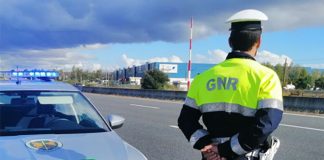 GNR de Setúbal detém homem por furto de motociclo e condução sem habilitação legal