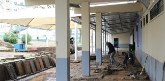 Escola Básica do Peixe Frito em obras para prevenir inundações no pátio