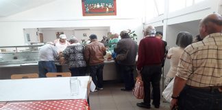 Paróquia de Nossa Senhora da Conceição alimenta 75 pessoas por dia