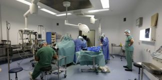 Cirurgiões do Garcia de Orta vão operar 500 doentes em entidades privadas