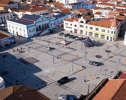 Em Monsaraz, a Praça da Liberdade já abriu à população depois das obras de requalificação
