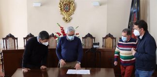 Auto de consignação da empreitada de construção dos acessos ao ciclo de Santa Luzia assinado