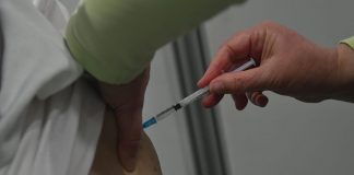 Até sexta-feira devem ser vacinadas 500 pessoas no Centro da Quinta do Conde