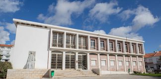 Vitor Proença exige reparação urgente do edifício do Tribunal de Alcácer do Sal