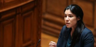 Joana Mortágua candidata do Bloco de Esquerda à câmara de Almada