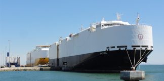 Porto de Setúbal opera três navios ro-ro em simultâneo