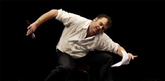 Fórum Municipal Luísa Todi recebe ensaios da nova peça de Pippo Delbono