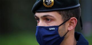 GNR detém homem por posse de arma proibida e apreende 11 garrafas de óxido nitroso