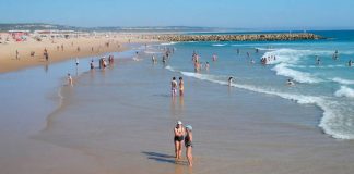 NOS instala 5G na praia Tarquínio-Paraíso, na Costa de Caparica