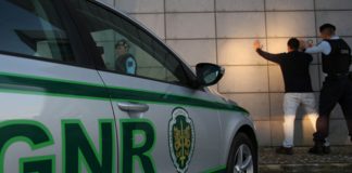 GNR detém homem em Almada por violência doméstica