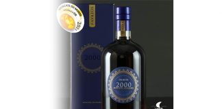 “Moscatel Adega de Favaios 2000” distinguido em frança