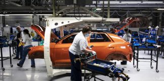 Trabalhadores da Autoeuropa avançam com greves a 17 e 18 de novembro