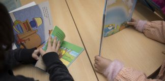 Câmara de Palmela atribui cadernos de atividades a alunos do 1º ciclo