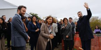 Almada lança primeira pedra para habitações de rendas acessíveis