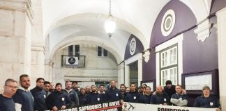 Bombeiros Sapadores de Setúbal exigem demissão do comandante